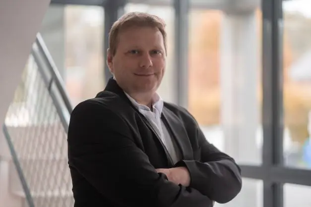 Gavin Stollenwerk • bob Systemlösungen Gavin Stollenwerk • bob Systemlösungen